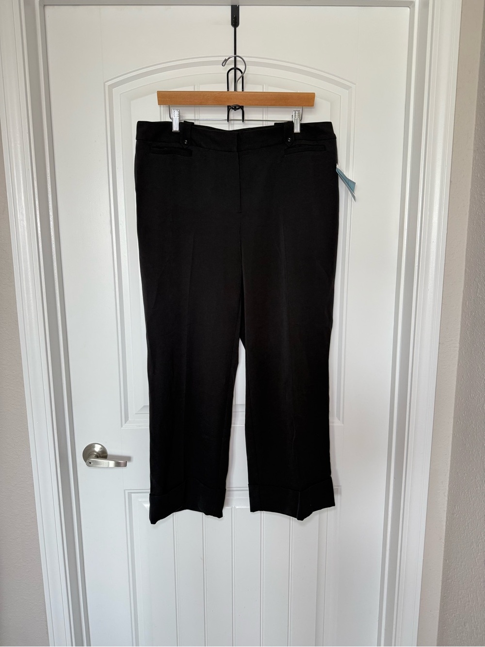 JH Collectibles Black Size 16 Eva Stretch Ankle Length Cuffed Pants Minimalist
